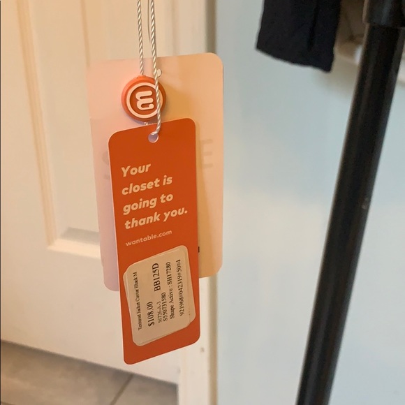 Shape Active Textured Jacket in Caviar - Picture 4 of 7